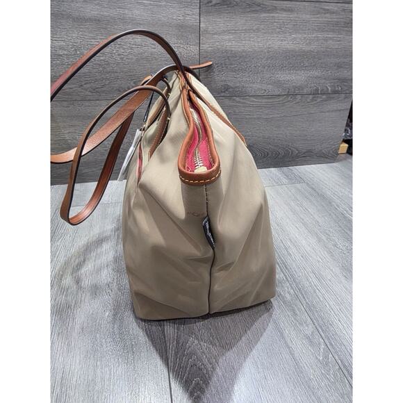 Dooney & Bourke Large Nylon Tote Taupe bag A387938 - Picture 7 of 10